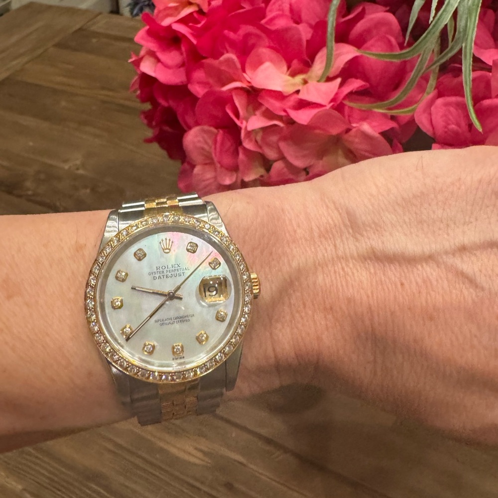 Rolex Two-Tone DateJust Gold and Silver Watch - Picture 10 of 11